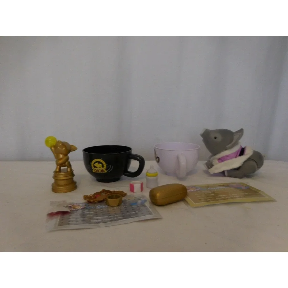 Teacup Piggies Emmy n Oscar Cup Golden Award Toy Toys R Us Exclusive Play Set